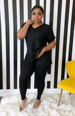 
            
                Load image into Gallery viewer, Simplicity Is Key Legging Set - Black
            
        